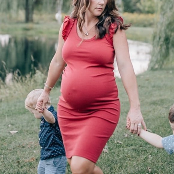 Hatch Dresses & Skirts - Nines by Hatch Ruffle Short Sleeve Maternity Midi Dress | Berry Red